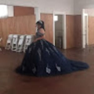 Meet your Posher, Estrella